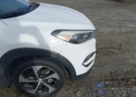 2017 Hyundai Tucson Sport z USA, uszkodzony, nr VIN KM8J33A2XHU415775